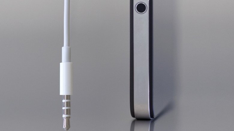 headphone plug and jack