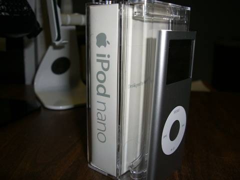 iPod Nano unboxing