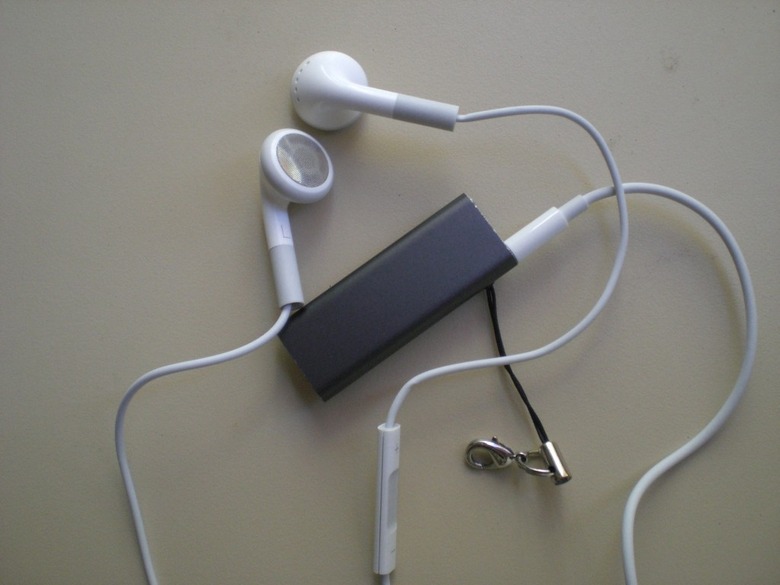 ipod 4 with headphone