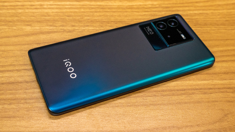 iQOO Neo 6