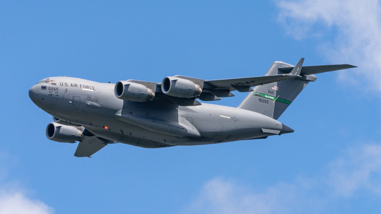A Boeing C-17 Globemaster making a low pass during an air show