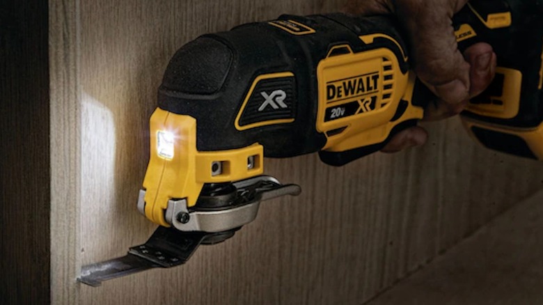 DeWalt 20V MAX XR Cordless Oscillating Multi-Tool in use