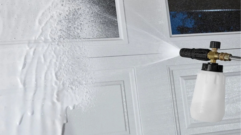 Harbor Freight Foam Cannon used on garage door