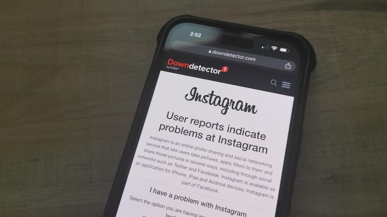 DownDetector Instagram page