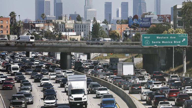 An image of a large interstate traffic jam near Los Angeles, California.