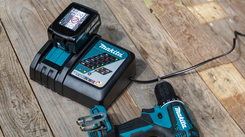 Makita battery and charger