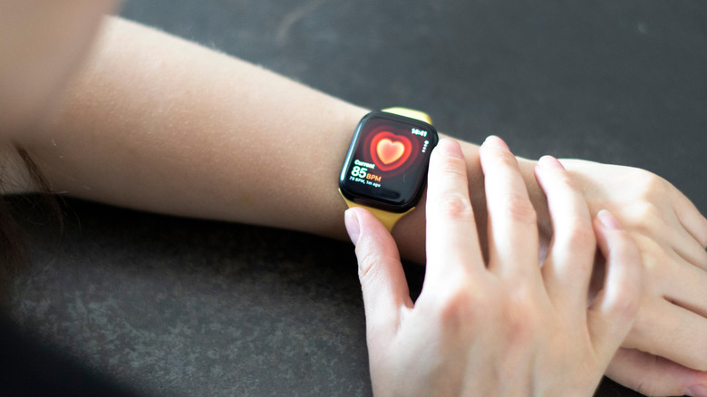 Apple Watch measuring heart rate