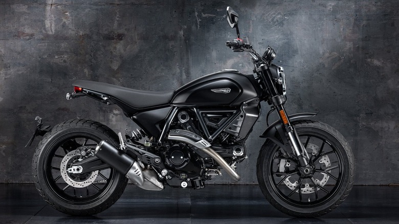 Ducati Scrambler Icon Dark