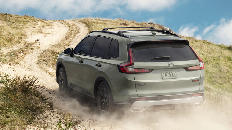 Rear 3/4 view of the 2026 Honda CR-V TrailSport Hybrid