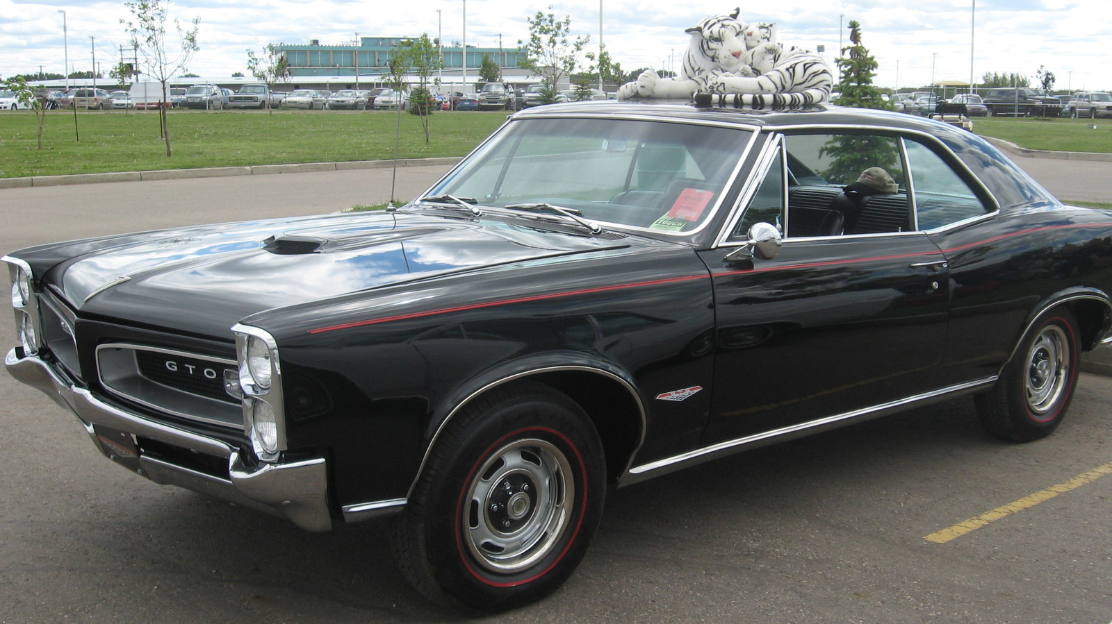 Is The Pontiac LeMans The Same Car As The GTO? – SlashGear