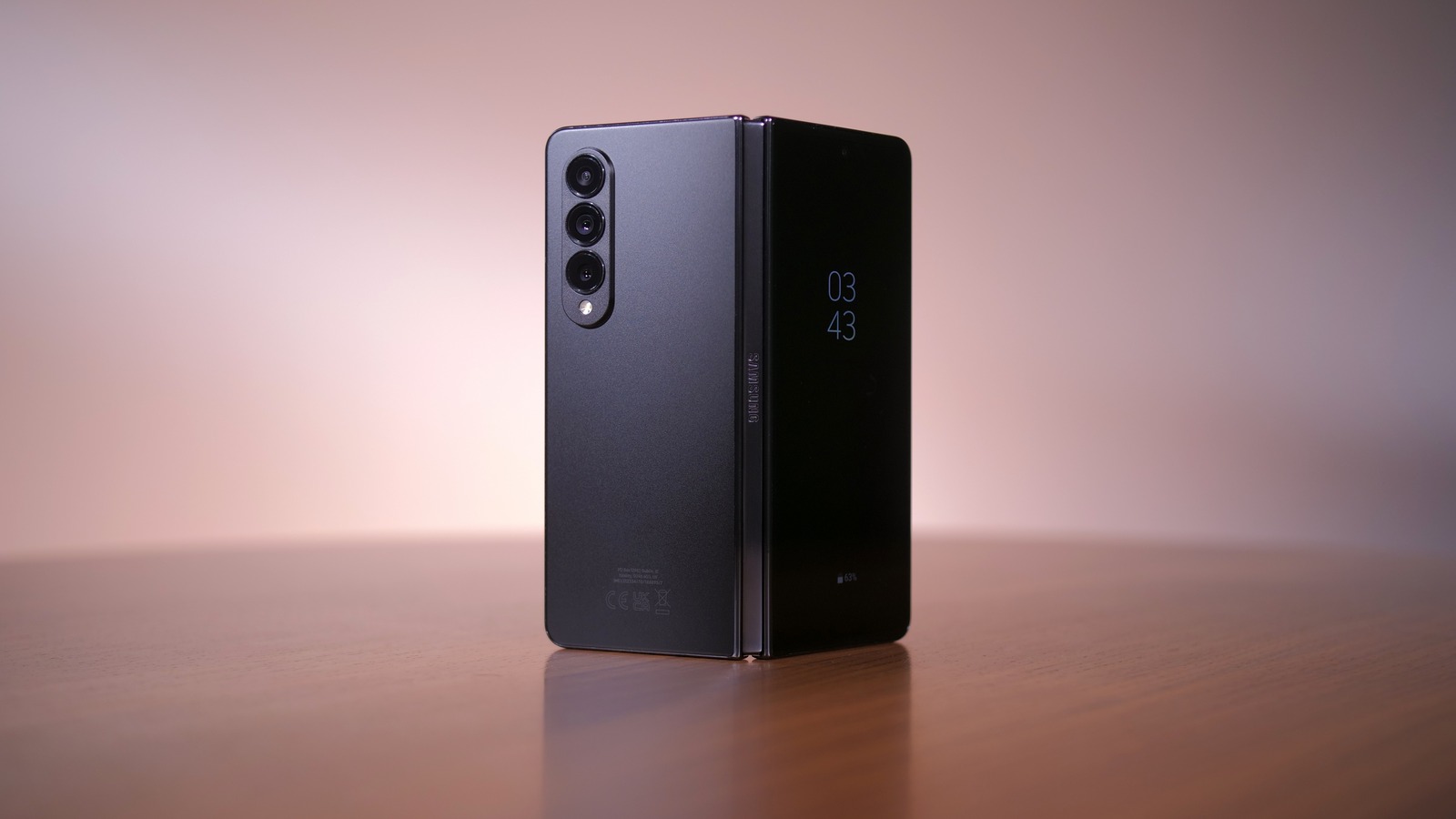 Is The Samsung Galaxy Z Fold 4's Hinge Design Causing A Problem? Here's