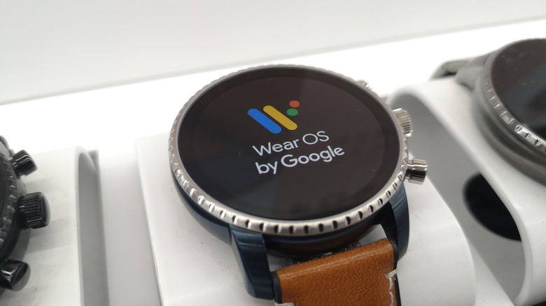 WearOS smartwatch display