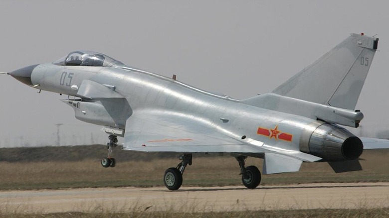 Chengdu J-10 Fighter Jet