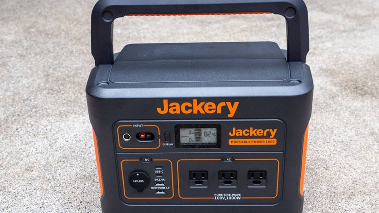 Jackery Explorer 1000 Portable Power Station