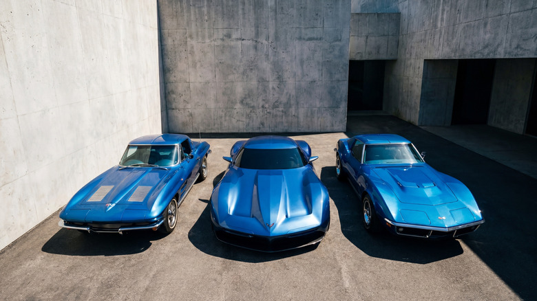 Front top-down render of front-engine Corvette concept beside 1963 C2 Corvette (left) and 1969 C3 Corvette (right)