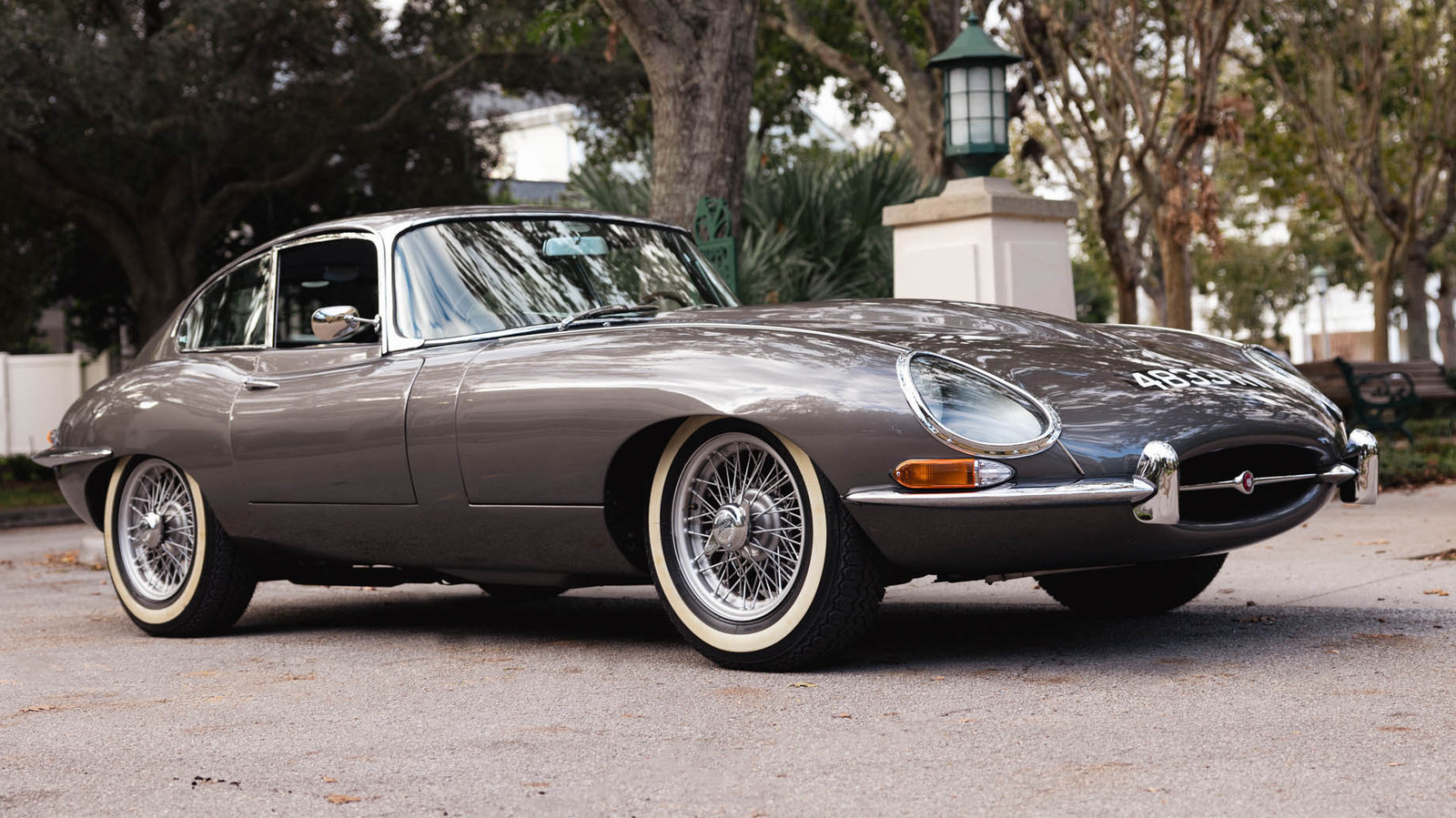 jaguar-e-type-electric-car-conversion-gives-60s-icon-a-tesla-upgrade-slashgear