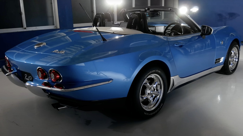 Rear 3/4 view of Mitsuoka Rock Star