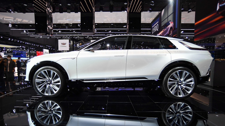 2023 Cadillac Lyriq