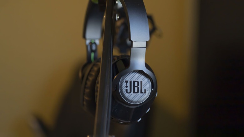 JBL Quantum 910X headphones