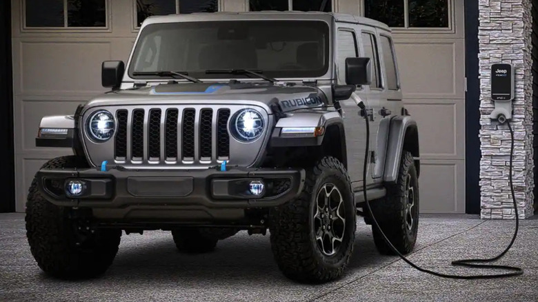 Jeep Wrangler 4xe hybrid charging