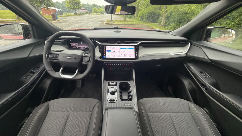 Jeep Cherokee interior