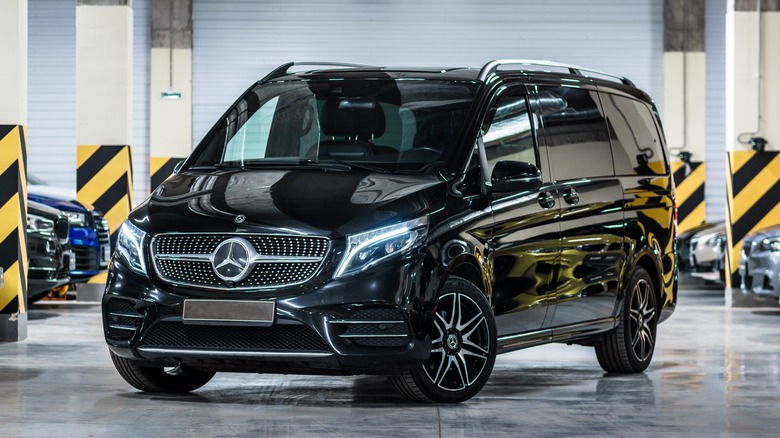 Mercedes V-Class minivan