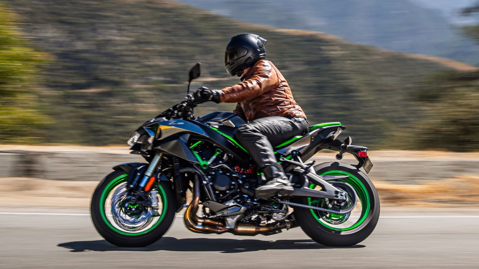 Kawasaki's Z H2 Is Naked, Supercharged Mayhem On Two Wheels