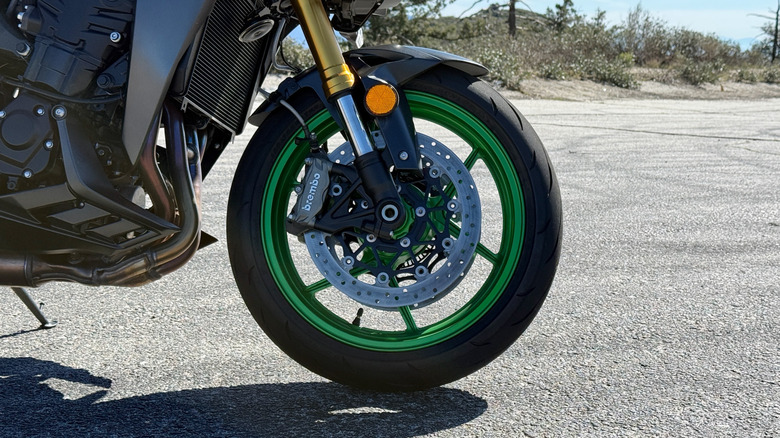2026 Kawasaki Z1100 front wheel
