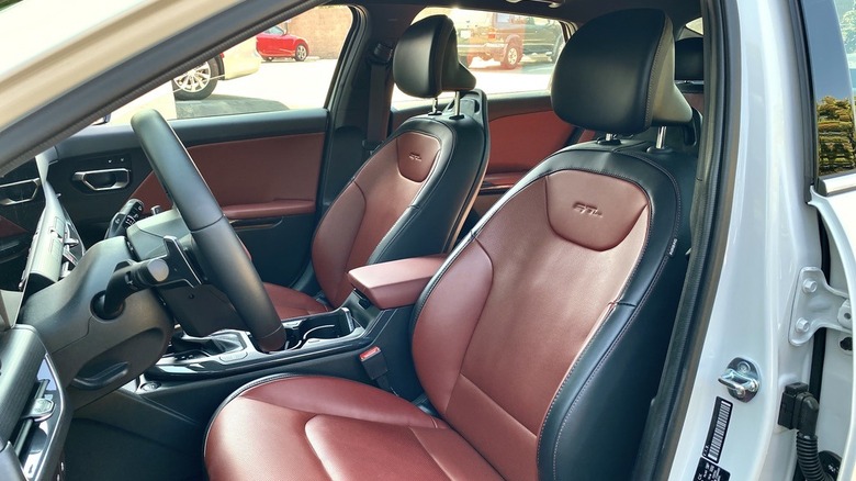 2025 Kia K4 GT-Line Turbo Interior