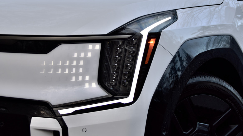 2026 Kia EV9 headlight.