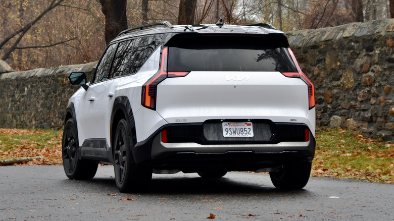 2026 Kia EV9 rear three quarter view.