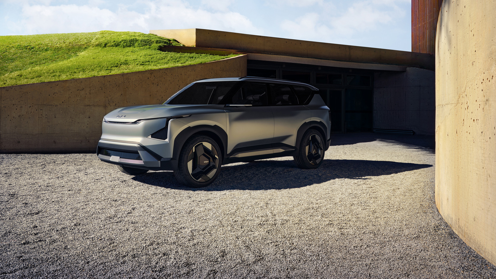 Kia Reveals Futuristic EV5 Electric SUV Concept With Striking Design