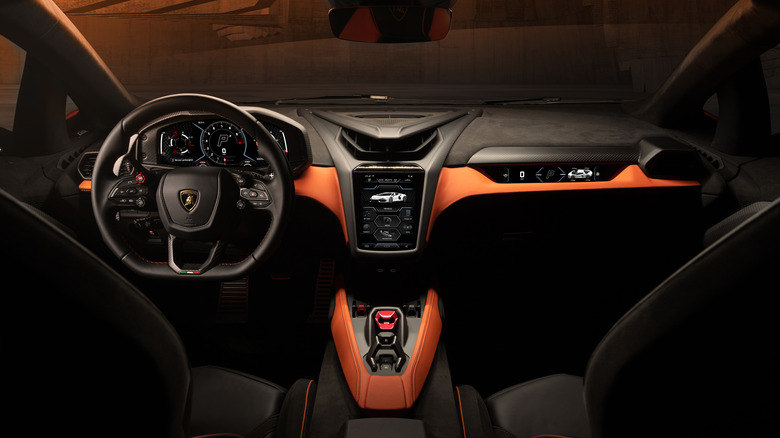 Lamborghini Revuelto interior