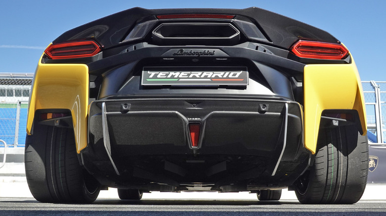 2026 Lamborghini Temerario Alleggerita package rear end