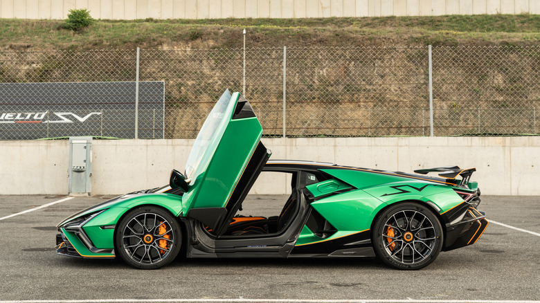2027 Lamborghini Revuelto SV profile with doors open
