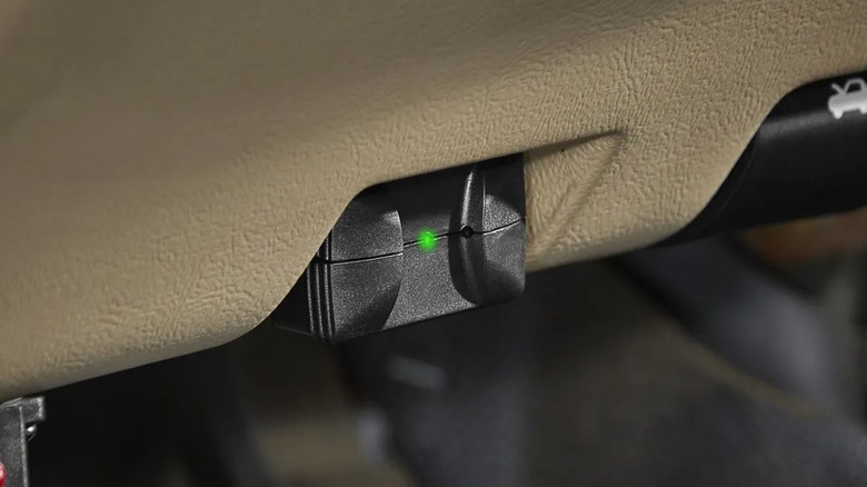 Zurich ZR-BT1 Bluetooth OBD2 Code Reader Dongle