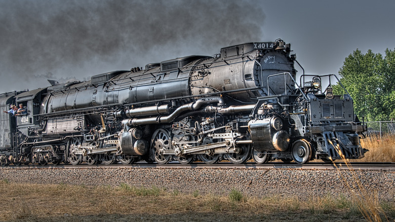 Big Boy No. 4014 under steam