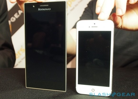 lenovo_ideaphone_k900_vs_galaxy_note_ii_iphone_5_sg_11-580x427