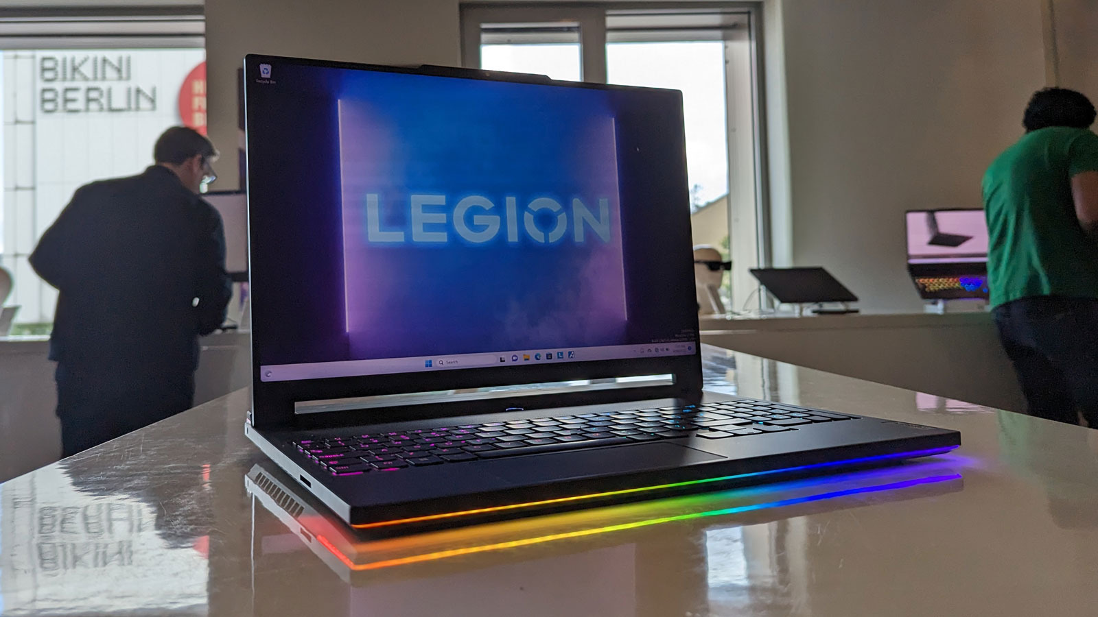 Lenovo Legion 9i First Gaming Laptop with Integrated Liquid-Cooling