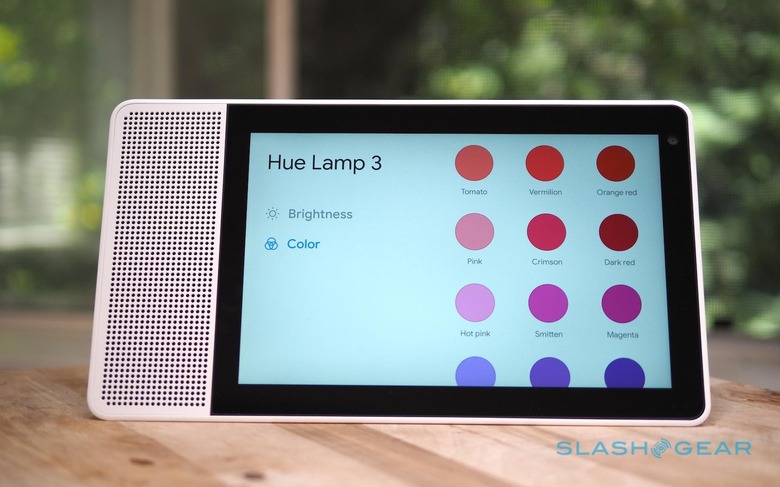 Lenovo Smart Display Review: Show & Tell For The Google Assistant -  SlashGear