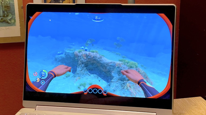 Running "Subnautica" the Yoga 9i Gen 8