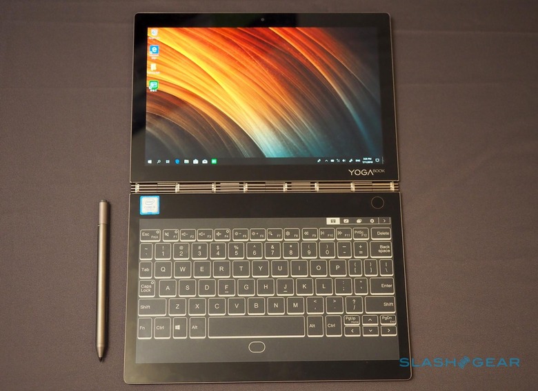 Lenovo Yoga Book C930 Hands-On: Dual E Ink And LCD Delight - SlashGear