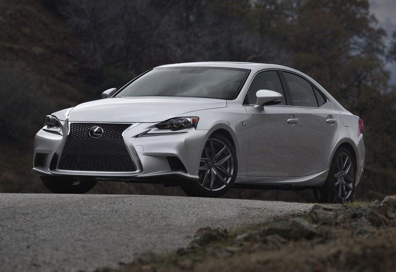 2014LexusISFSPORT025