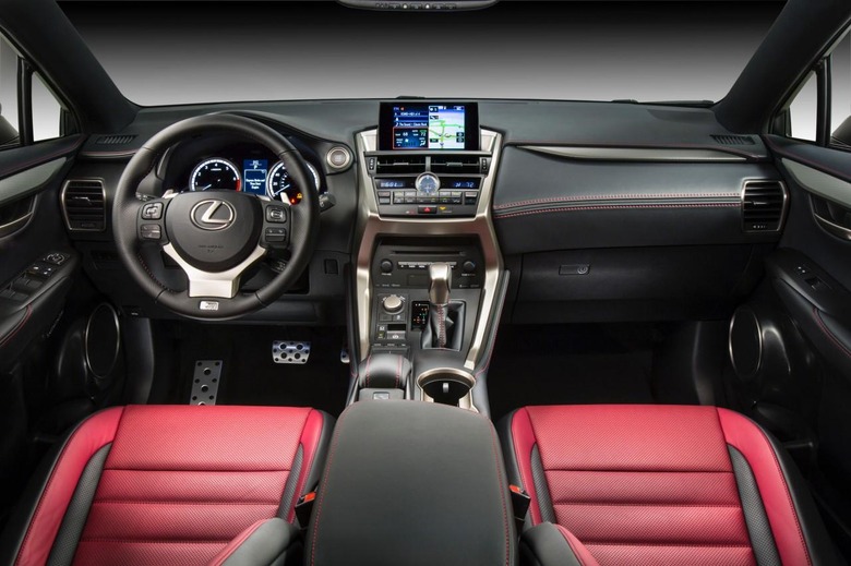 2015_Lexus_NX_200t_F_SPORT_034