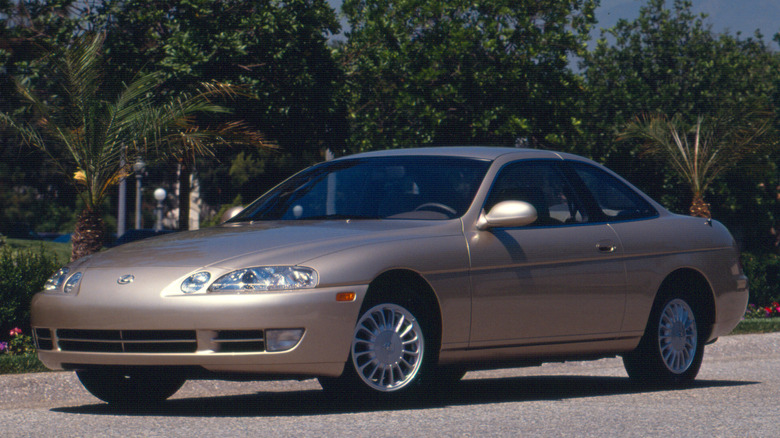 Front three-quarter view of Lexus SC 300