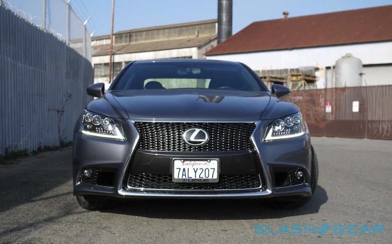 lexus_ls_460_f_sport_sg_14