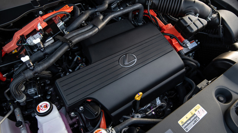 The engine bay of a Lexus TX 550h+