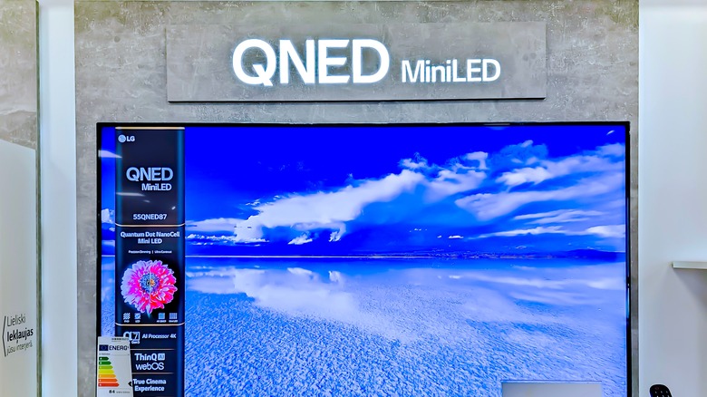 previous LG QNED TV