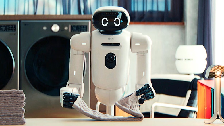 LG's robot folding laundry at CES