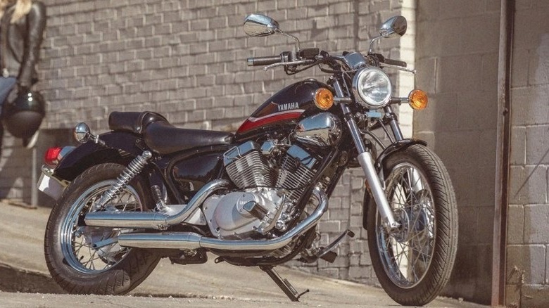 Promo image of the Yamaha V Star 250